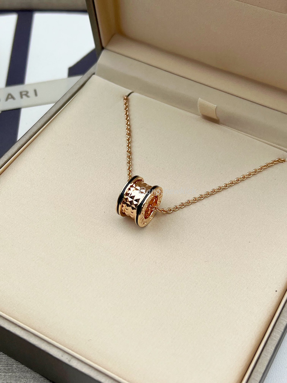 Bulgari Mini Dress Full Of Diamonds, Small Necklace (9) - www.newkick.vip